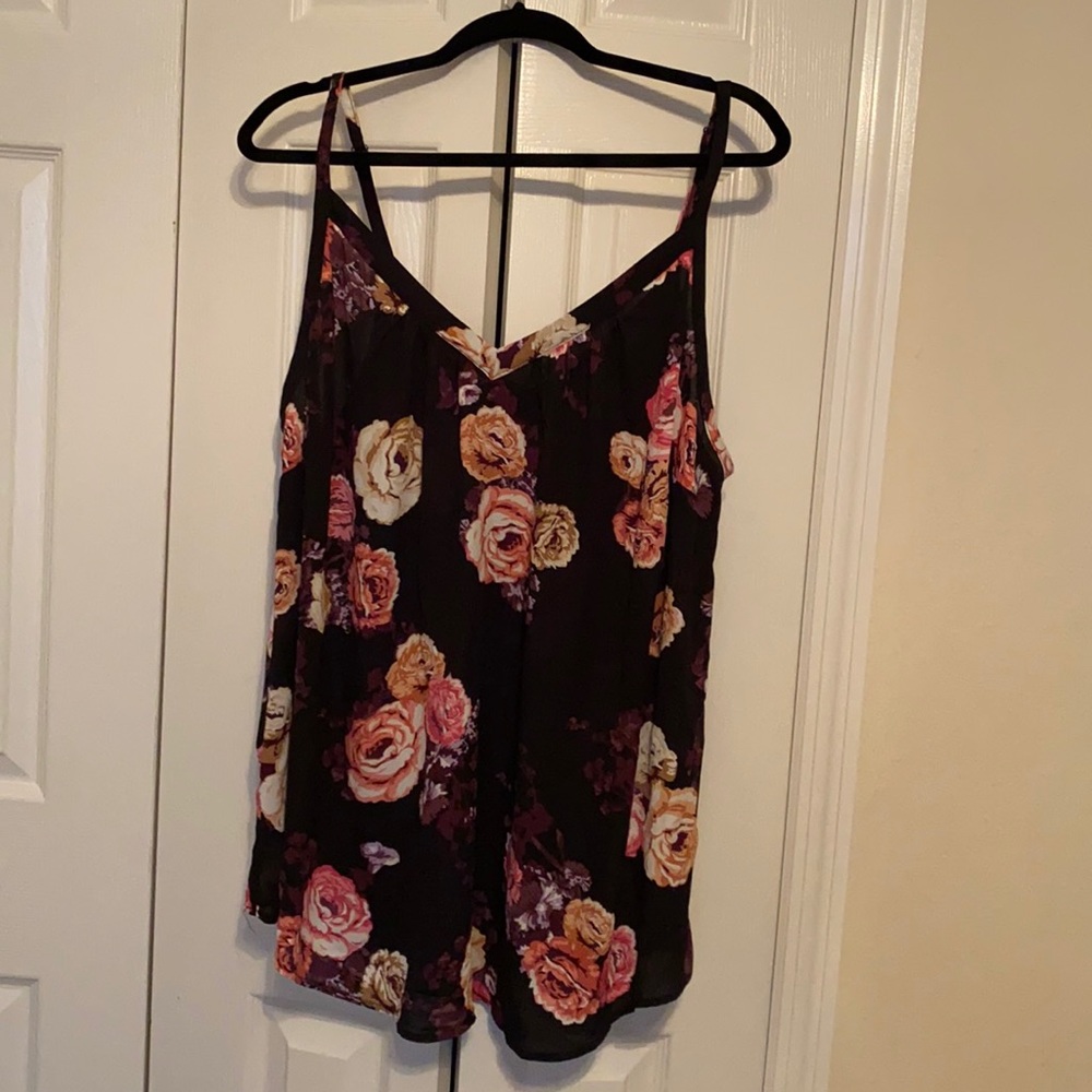 Torrid floral tank 2x